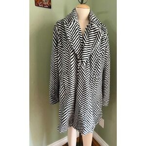 Vintage Suzanne Betro Long Black and White Zebra Print Pea Coat Medium